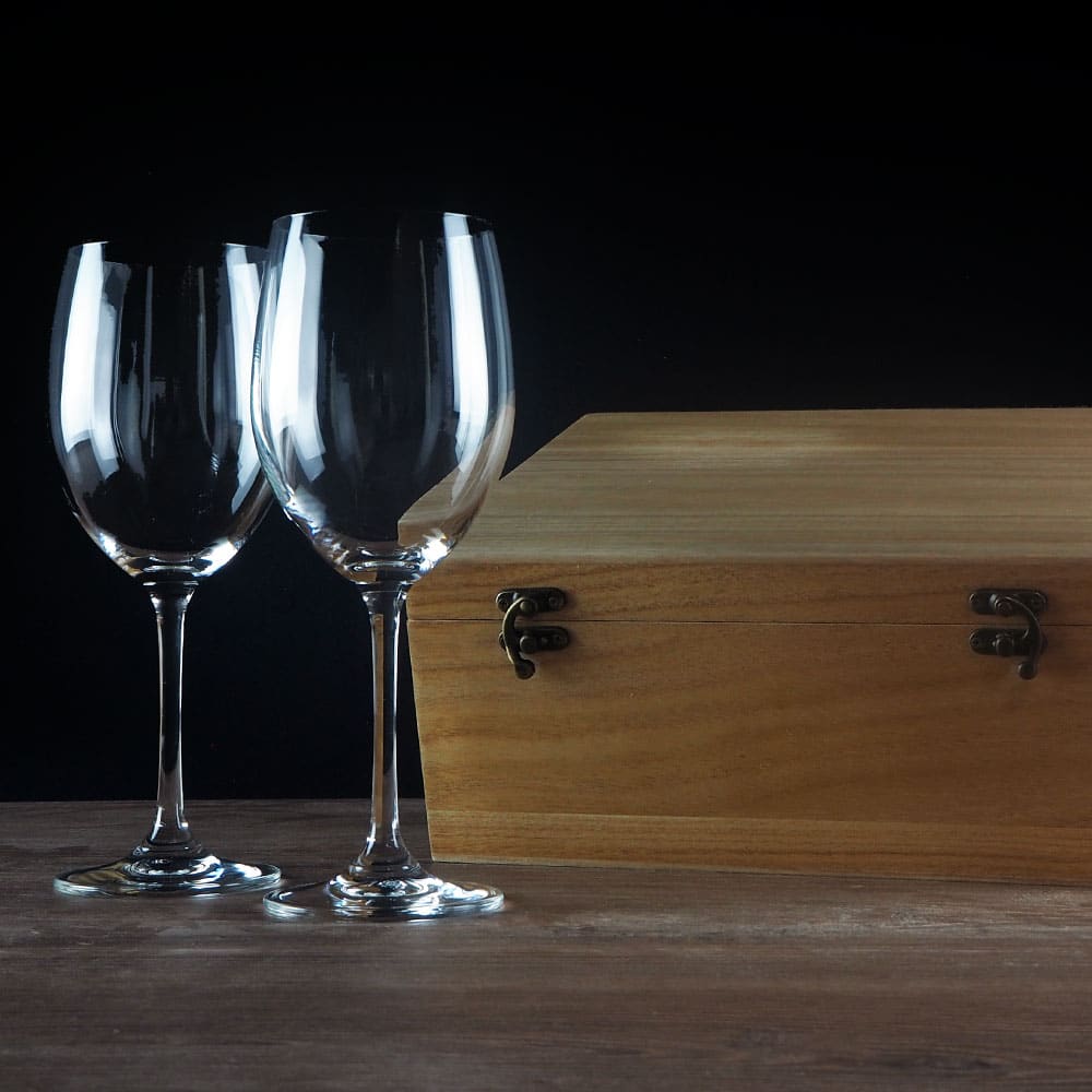 Wine glasses gift set